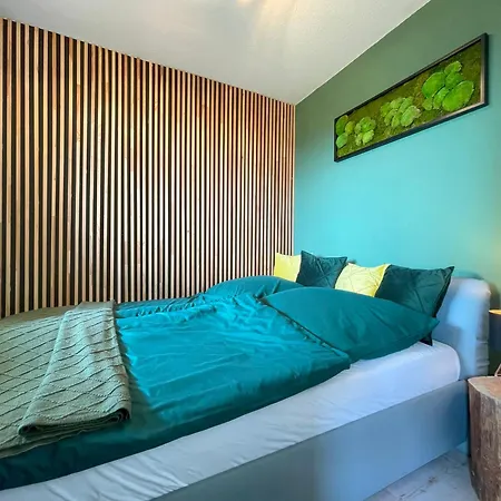 Lightquartier Mountain Nest -balkon 아파트